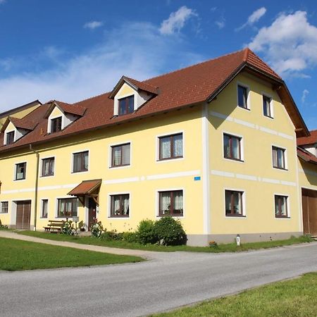 Апартаменты Urlaub Am Bauernhof Weichselbaum Schloss Rosenau Экстерьер фото